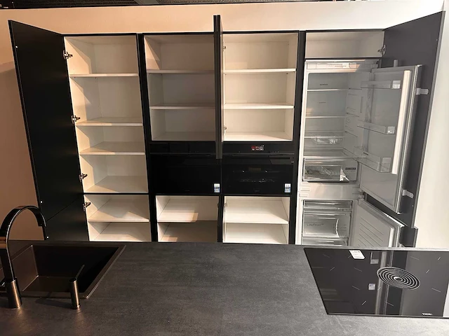 Häcker concept130 - topsoft lak mat zwart - eiland - afbeelding 2 van  25