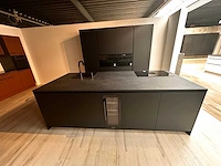 Häcker concept130 - topsoft lak mat zwart - eiland - afbeelding 1 van  25