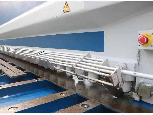Haco hydraulische guillotineschaar - afbeelding 4 van  5