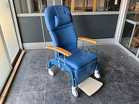 Haelvoet mobiele ziekenhuisstoel - afbeelding 1 van  9