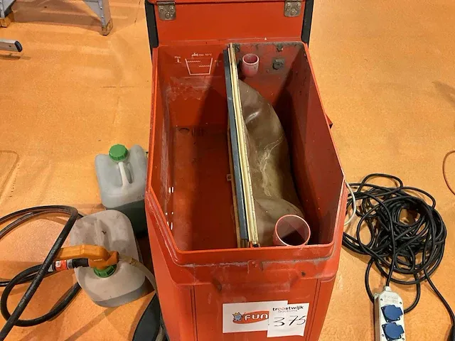 Hako hakomatic e/b 450/530 vloerreiniger - afbeelding 12 van  12
