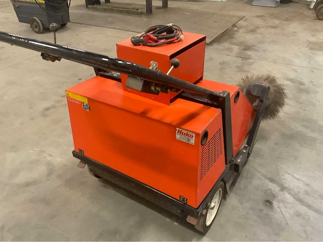 Hako hamster 800 e veegmachine, zelf aangedreven - afbeelding 7 van  11