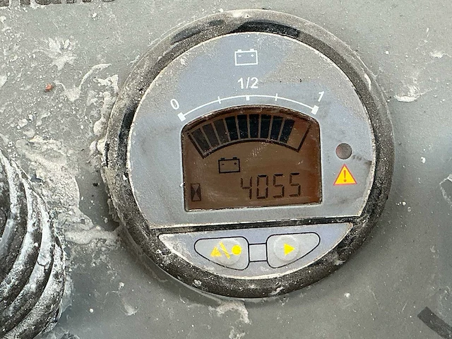 Hako jonas 980 eh zelfrijdende veegmachine - afbeelding 2 van  10