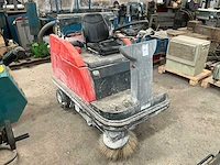 Hako jonas 980 eh zelfrijdende veegmachine - afbeelding 3 van  10