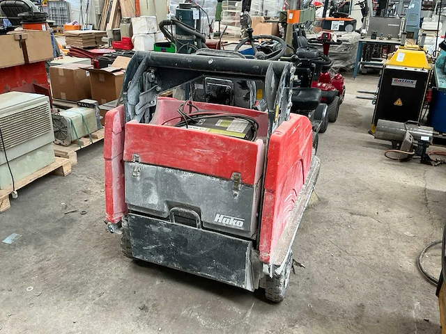 Hako jonas 980 eh zelfrijdende veegmachine - afbeelding 5 van  10