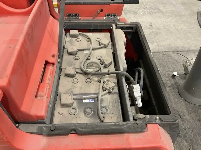 Hako sweepmaster b980r zelfrijdende veegmachine - afbeelding 8 van  9