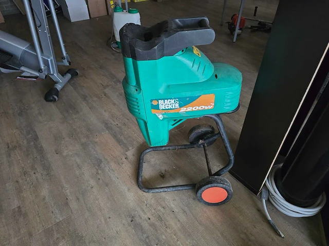 Hakselaar 2200w - afbeelding 1 van  4