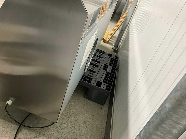 Hakvoort rvs afzuigkap 2000mm - afbeelding 10 van  10