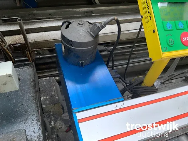 Halfautomatische bandzaagmachine - afbeelding 15 van  23