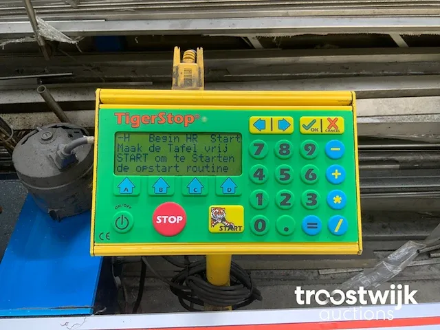 Halfautomatische bandzaagmachine - afbeelding 23 van  23