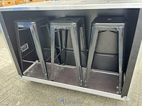Halfopen flightcase met 6 barkrukken - afbeelding 7 van  8