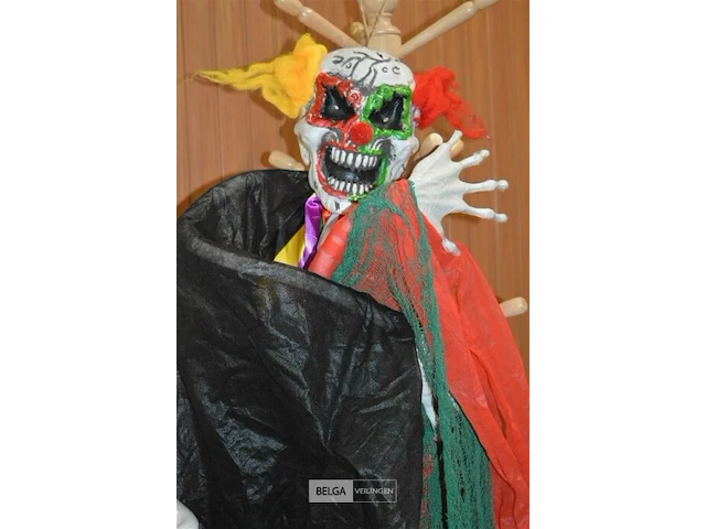 Halloween clown op batterijen - afbeelding 3 van  4