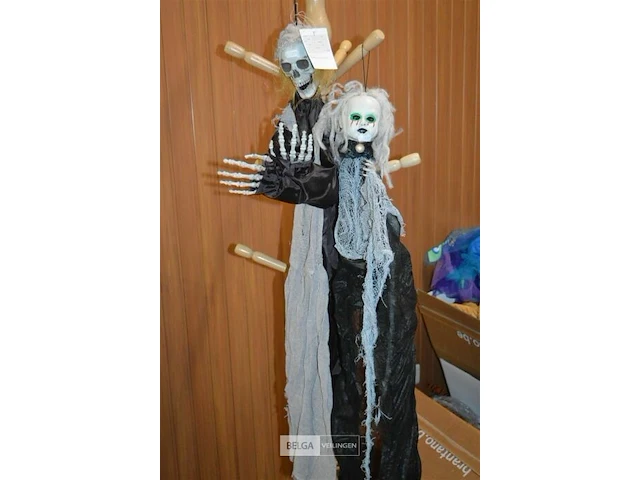 Halloween deco geraamte en baby - afbeelding 4 van  4