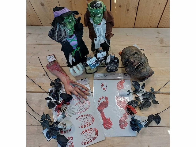 Halloween tafeldecoraties (104x) - afbeelding 1 van  8