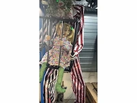 Haloween - child in cage - decorfiguur - afbeelding 4 van  4