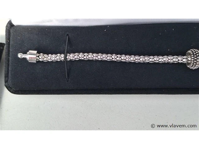 Halsketting met hanger - afbeelding 3 van  4