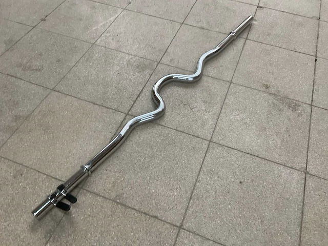 Halterstang curl 120cm (14x) - afbeelding 1 van  2