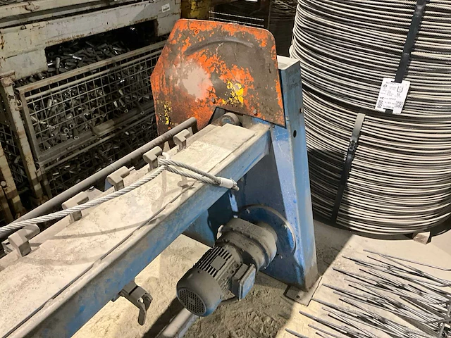 Hambi bekisting netten plooimachine - afbeelding 14 van  16