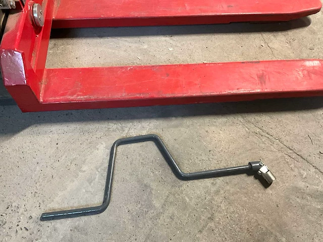 Hand hydraulische palletwagen met kantelfunctie - afbeelding 9 van  10