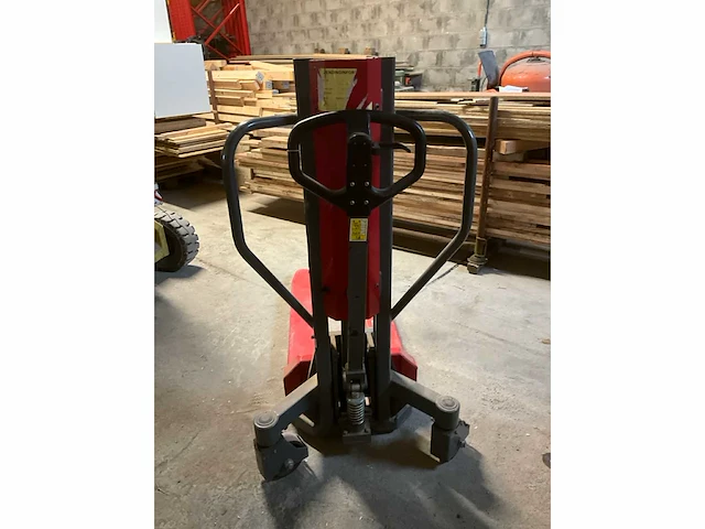 Hand hydraulische palletwagen met kantelfunctie - afbeelding 7 van  10