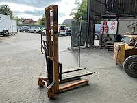 Hand stacker manuele stapelaar - afbeelding 4 van  5