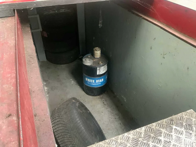 Handbediende potkrik voor smeerput - afbeelding 6 van  8
