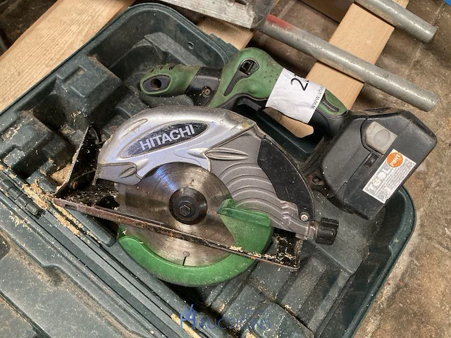 Handcirkelzaag hitachi - afbeelding 1 van  4