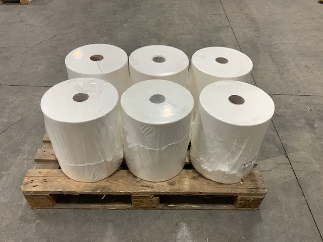 Handdoek rollen non woven - afbeelding 1 van  7