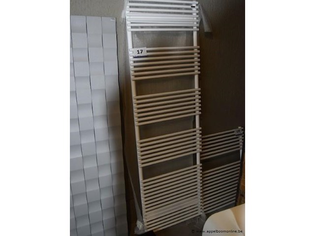 Handdoekradiator 200x60 - afbeelding 1 van  3