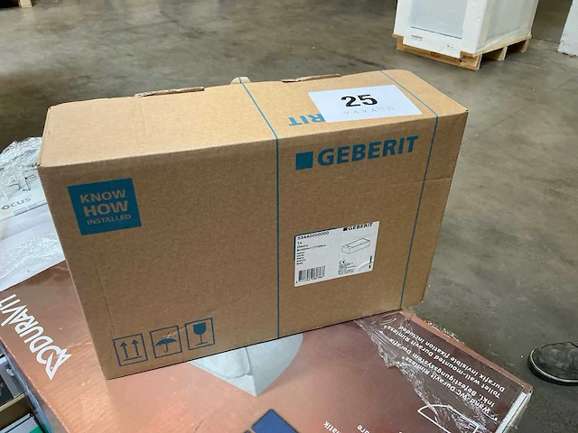 Handenwasser geberit diedro - afbeelding 2 van  2