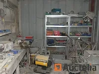 Handgereedschap in een kamer - afbeelding 4 van  4
