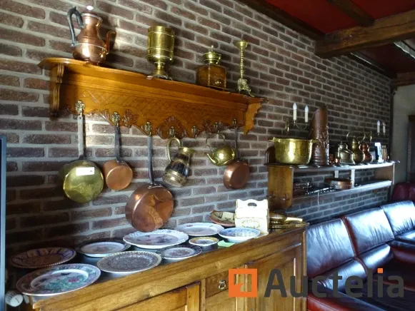 Handgereedschap, meubilair, tapijt .....