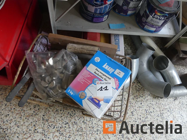 Handgereedschap, producten, verven, enz. - afbeelding 2 van  17