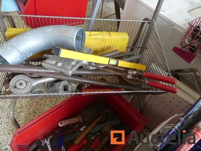 Handgereedschap, producten, verven, enz. - afbeelding 8 van  17