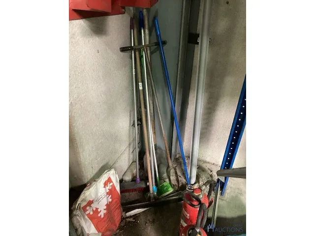 Handgereedschap - afbeelding 1 van  3