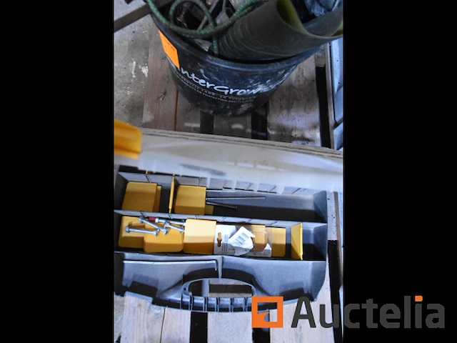 Handgereedschappen en materiaalbakken - afbeelding 8 van  11