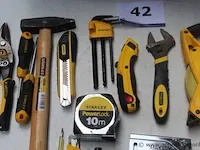 Handgereedschappentas stanley, inh div handgereedschappen stanley, wo hamer, handzaag, tangen, enz - afbeelding 2 van  4