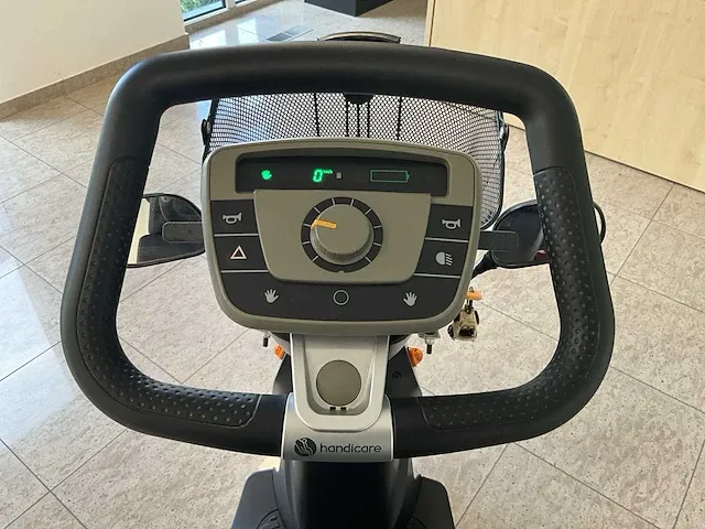 Handicare trophy scootmobiel - afbeelding 6 van  16