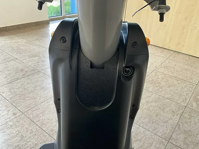 Handicare trophy scootmobiel - afbeelding 8 van  16