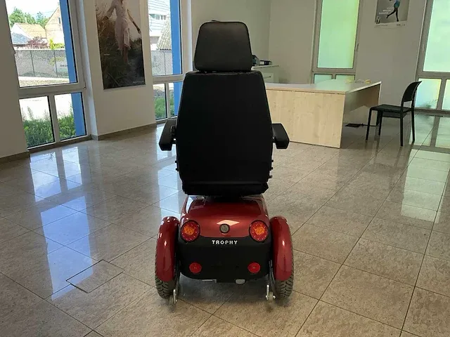Handicare trophy scootmobiel - afbeelding 13 van  16