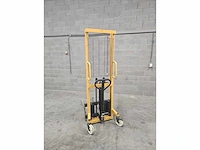 Handmatige stapelaar – 1000 kg / hefhoogte 1600mm - afbeelding 2 van  6