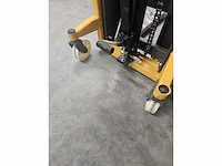 Handmatige stapelaar – 1000 kg / hefhoogte 1600mm - afbeelding 5 van  6