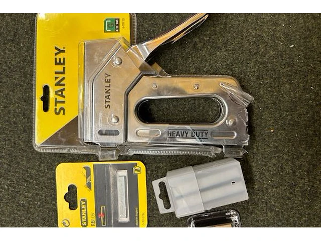 Handtacker stanley + vullingen - afbeelding 2 van  6