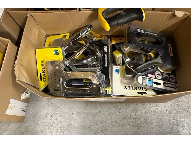 Handtacker stanley + vullingen - afbeelding 6 van  6