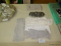 Handtasjes en handschoenen - afbeelding 1 van  1