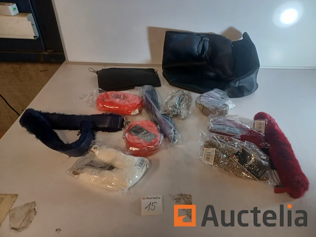 Handtassen en accessoires - afbeelding 3 van  6