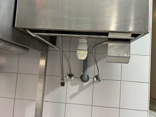 Handwasbakje inox met kraan - afbeelding 3 van  3