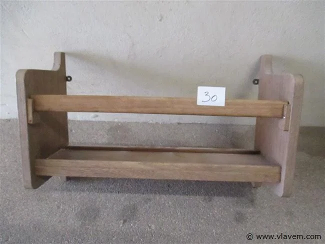 Goederen uit div. inboedels en nalatenschappen: wo. schilderijen, antiek, brocante, curiosa, verzamelobjecten, vintage, tapijten, elektro enz.