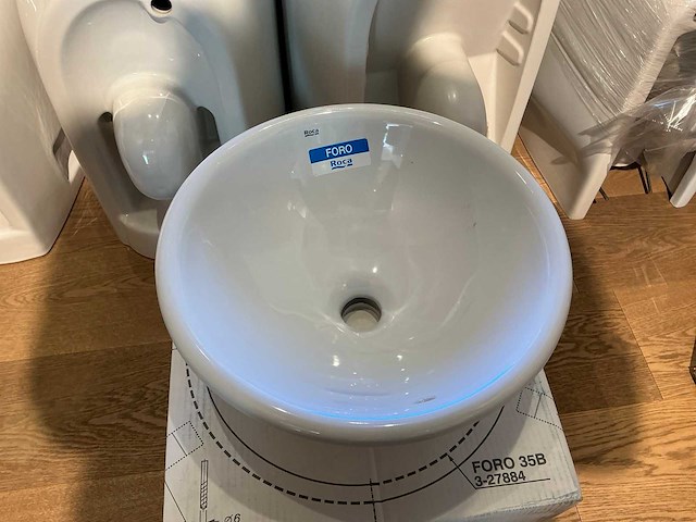 Hangtoilet (4x) - afbeelding 7 van  9