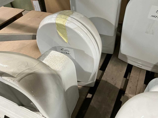 Hangtoilet (5x) - afbeelding 4 van  9